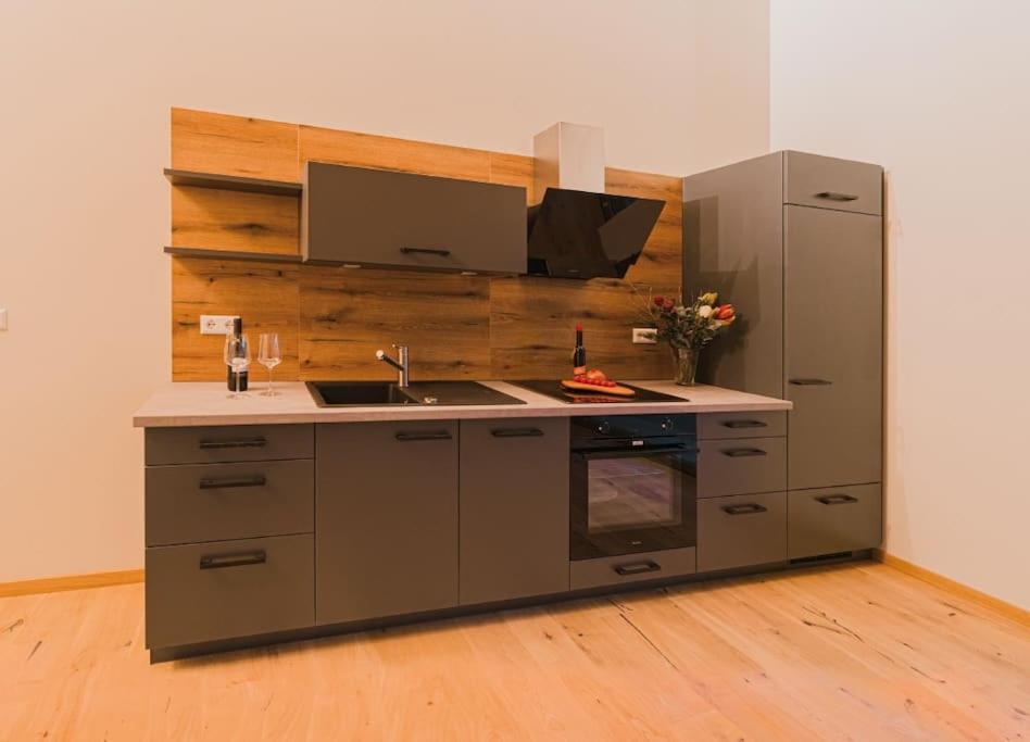 Bienenstock Apartment Зайфен Екстериор снимка